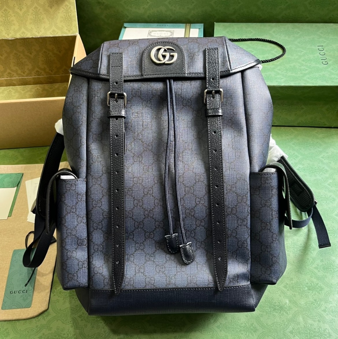 Gucci GG Blu Flap Backpack — vista principal