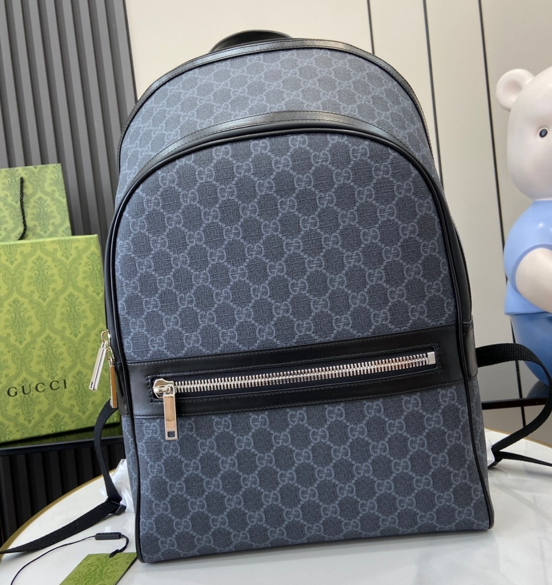 Gucci GG Blu Zip Backpack — vista principal