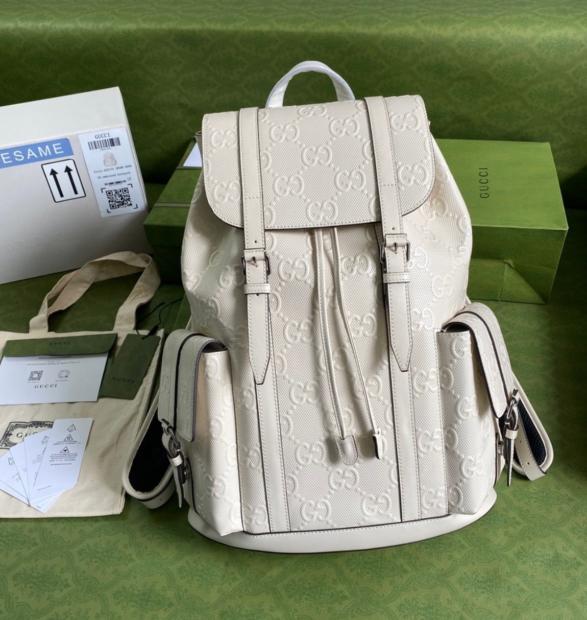 Gucci GG Embossed Backpack Blanco — vista principal