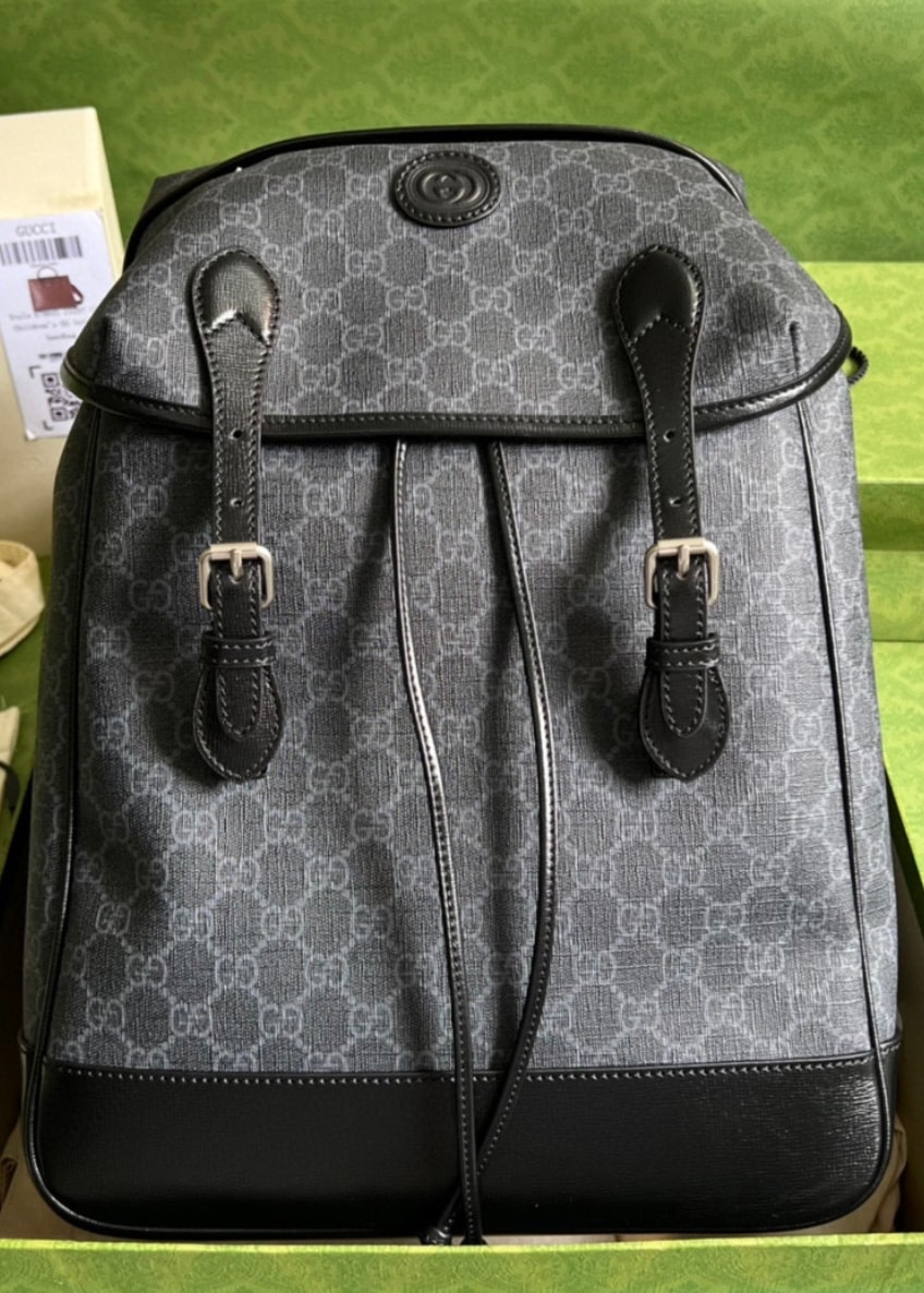 Gucci GG Noir Drawstring Backpack — vista principal