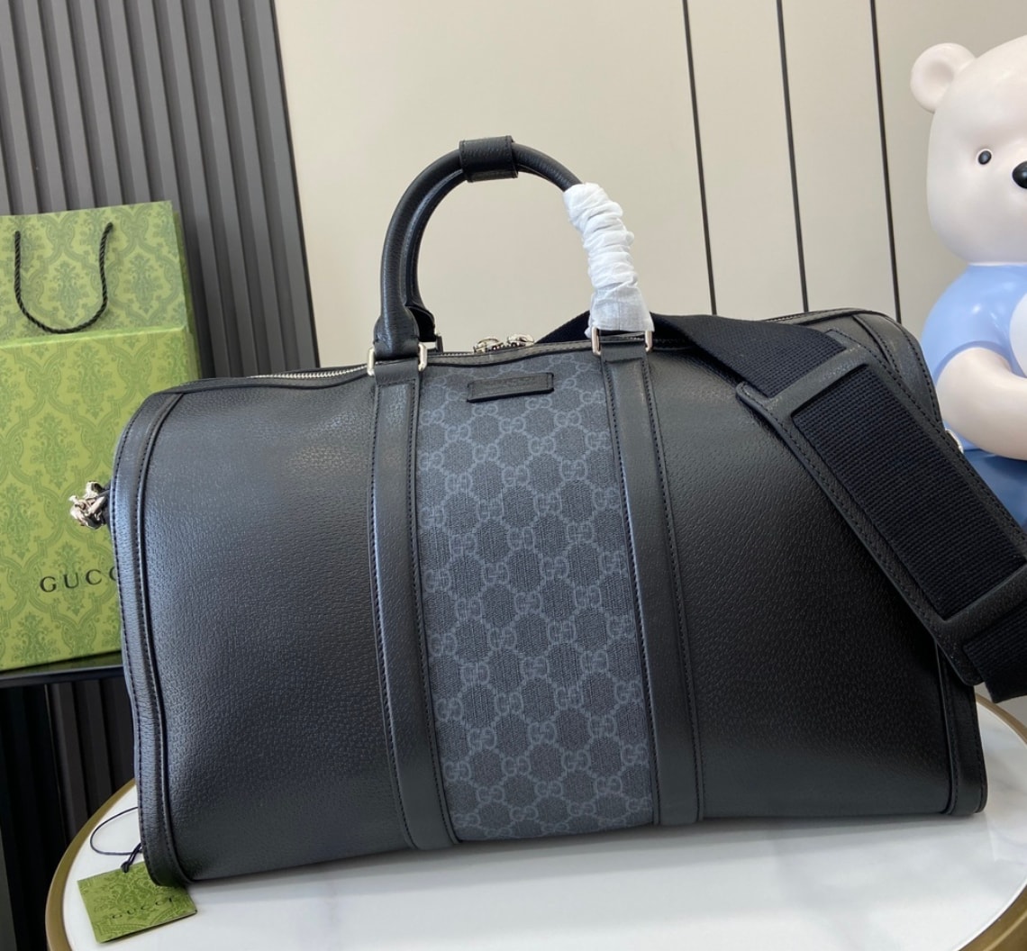 Gucci GG Noir Weekender Duffle — vista principal