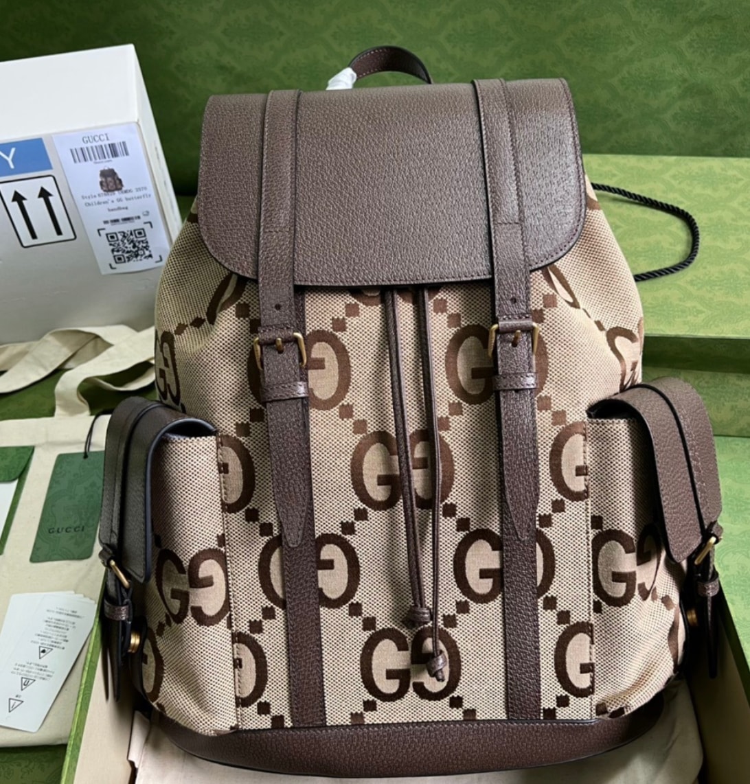 Gucci Jumbo GG Canvas Backpack — vista principal