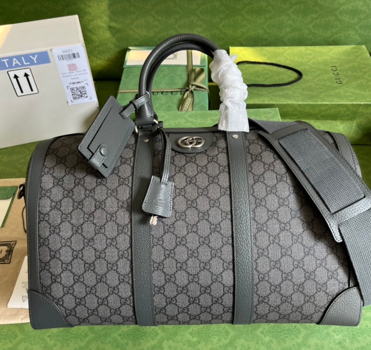 Gucci Savoy GG Duffle — vista principal