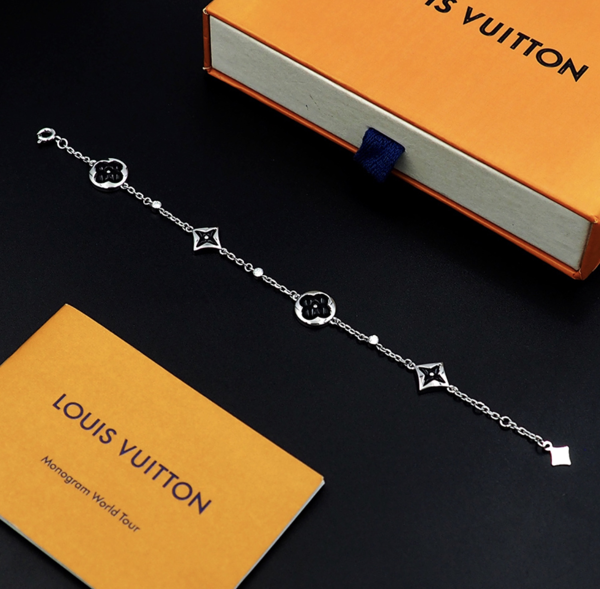Louis Vuitton Étoile Chain Bracelet — vista principal