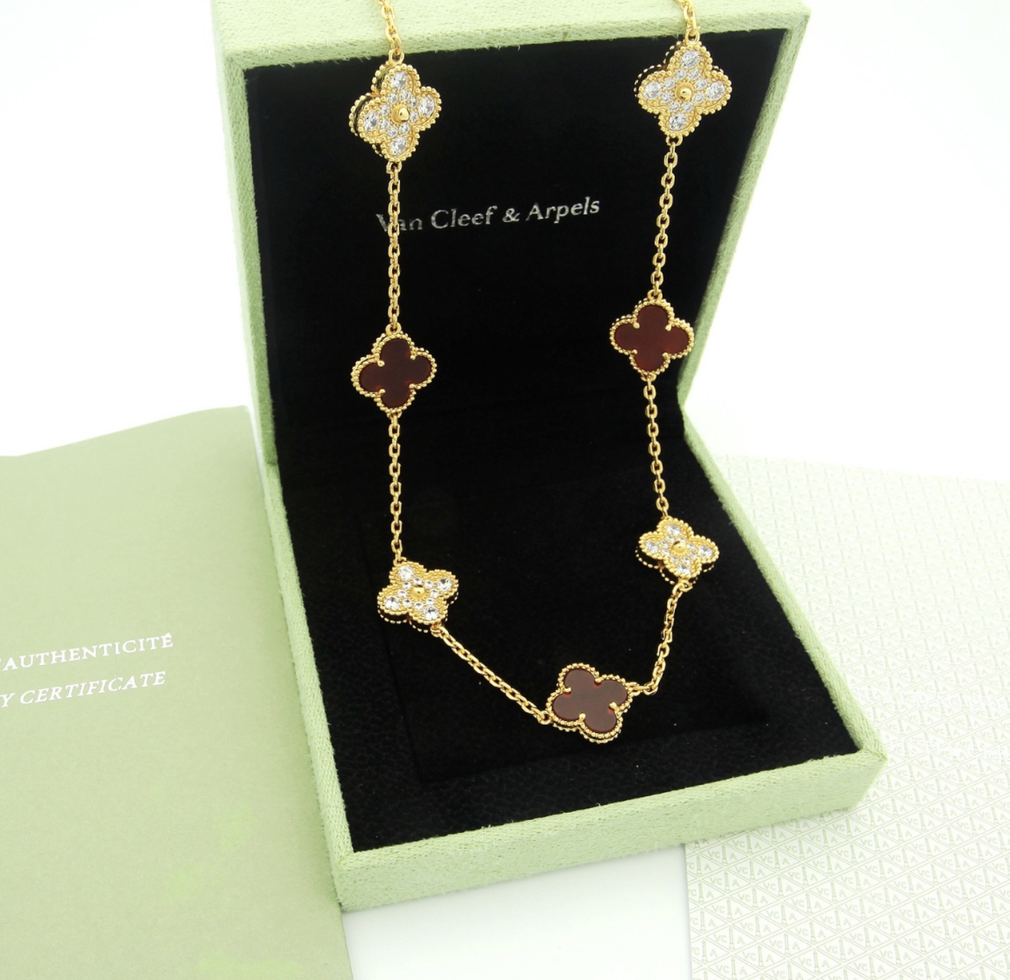 Van Cleef & Arpels Alhambra Necklace Rojo — vista principal