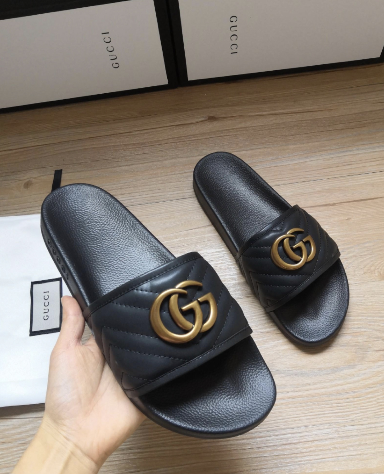 Gucci GG Marmont Slide — vista principal
