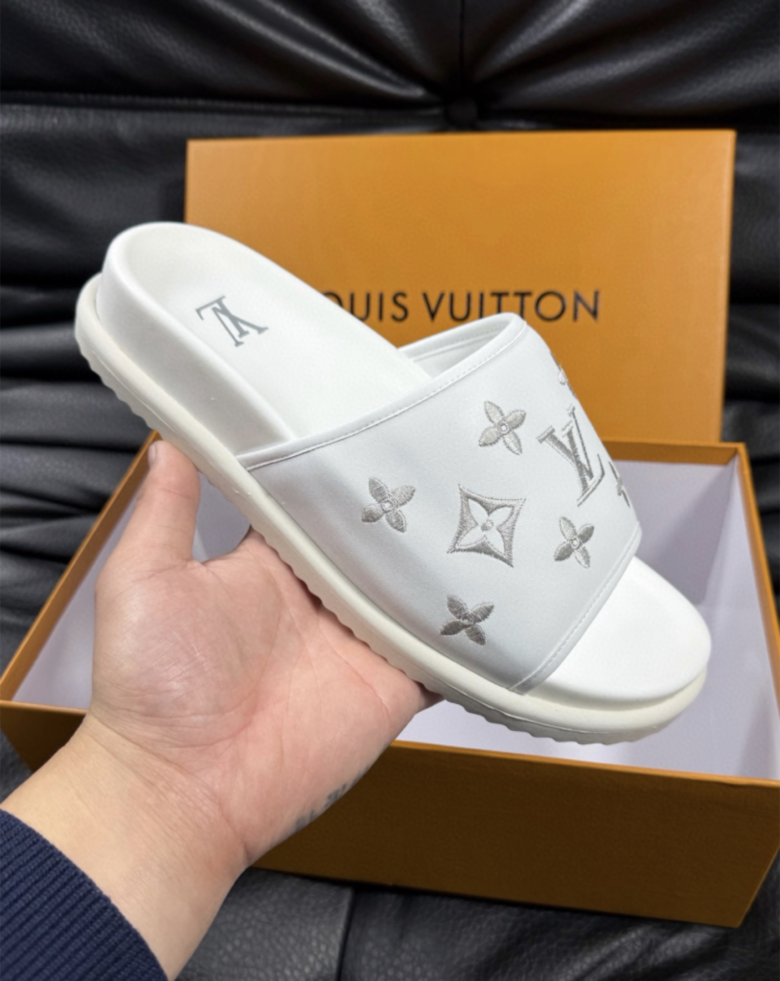 Louis Vuitton Blossom Slide Blanc — vista principal