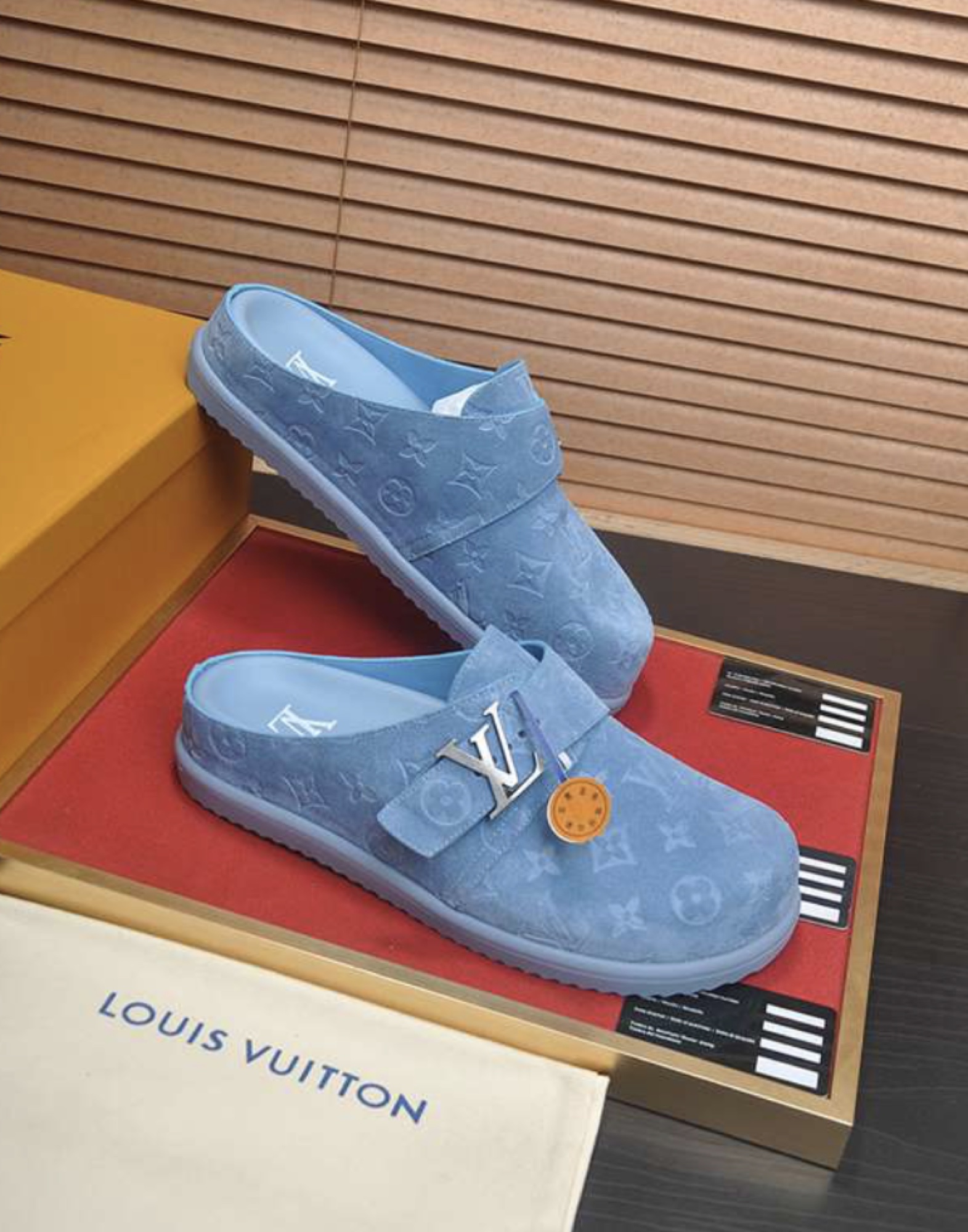 Louis Vuitton Cirrus Clog — vista principal