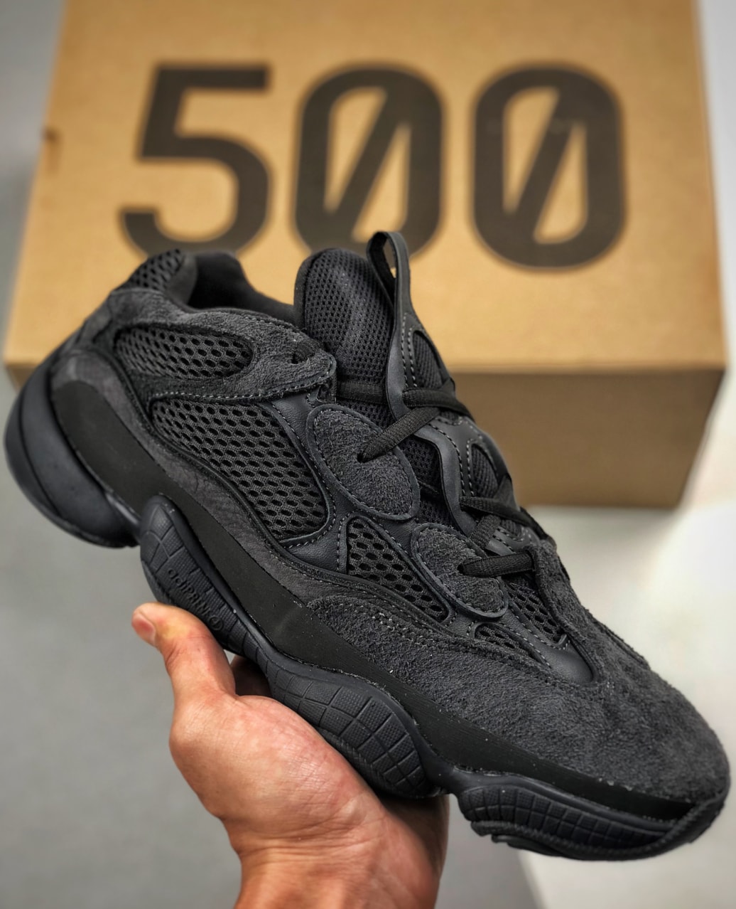 Adidas Yeezy 500 Utility Black — vista principal