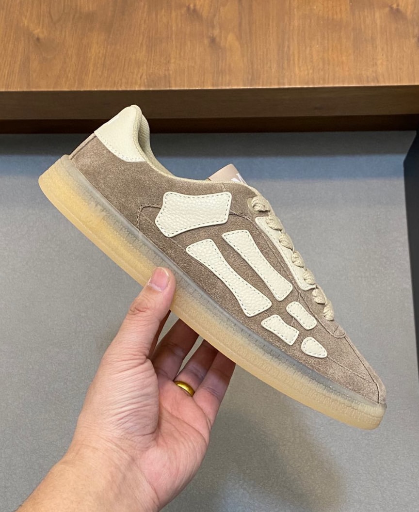 Amiri Bones Terrace Low Taupe — vista principal