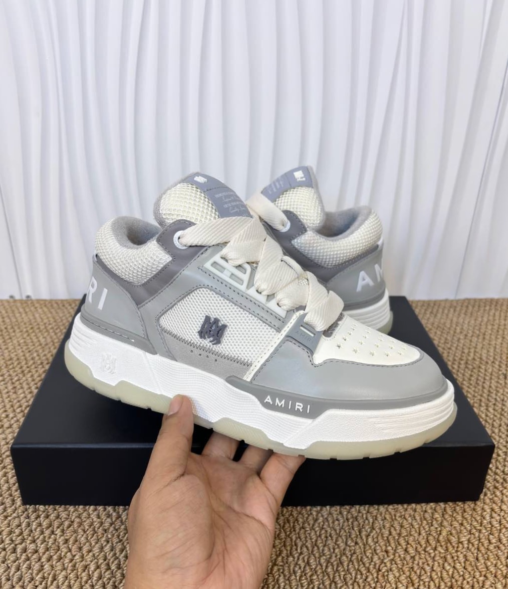 Amiri MA-1 Grey White — vista principal