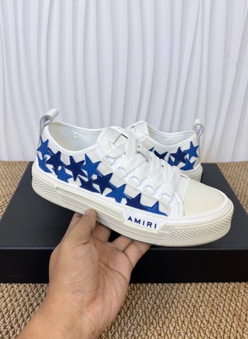 Amiri Stars Court Low White Blue — vista principal