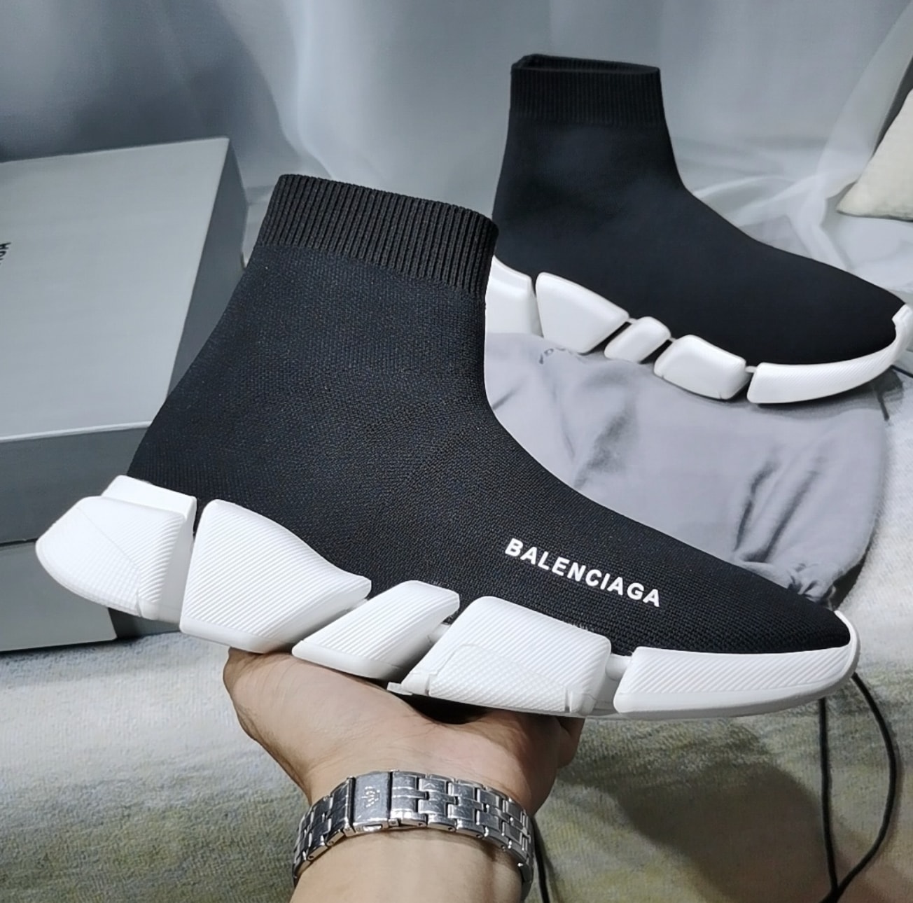 Balenciaga Speed 2.0 Black White — vista principal