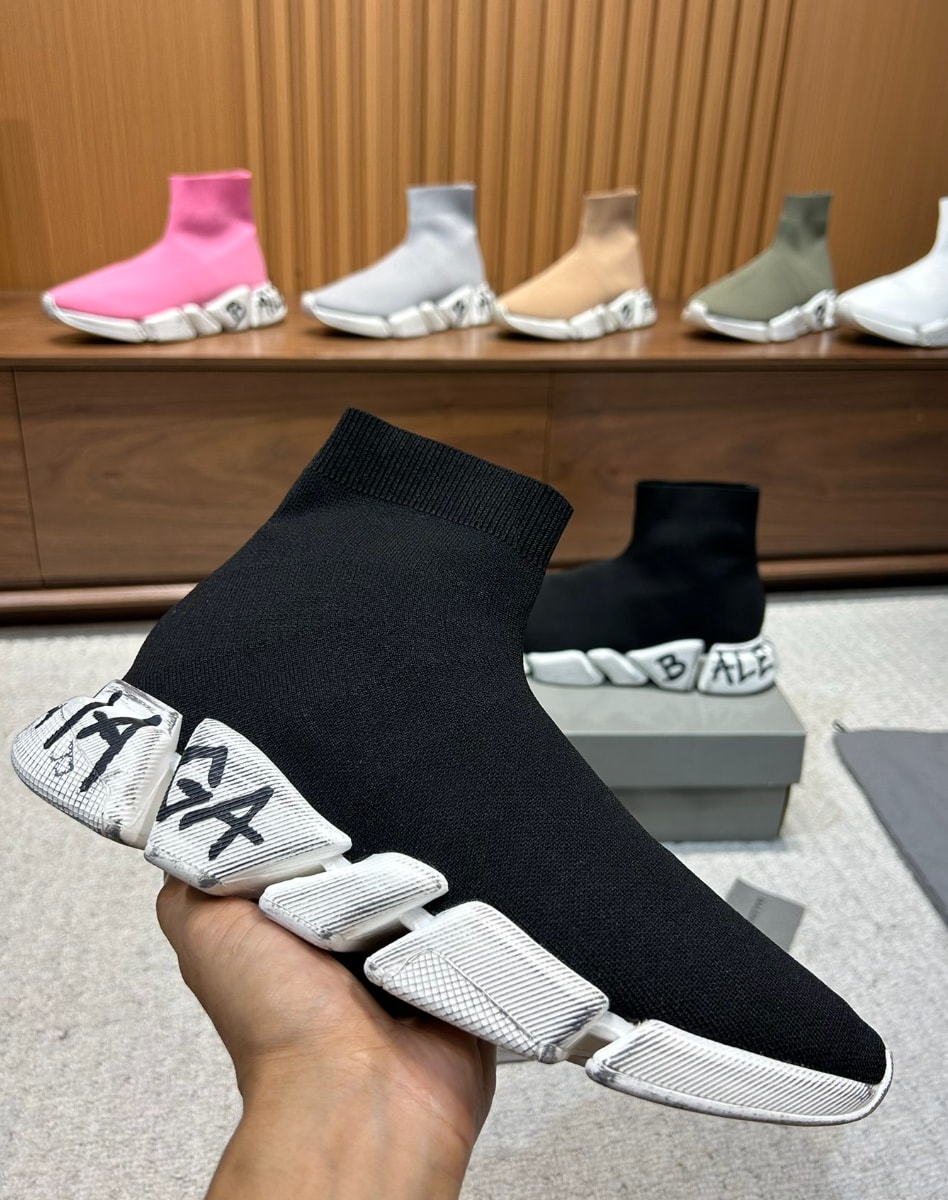 Balenciaga Speed 2.0 Graffiti Scrawl Black — vista principal