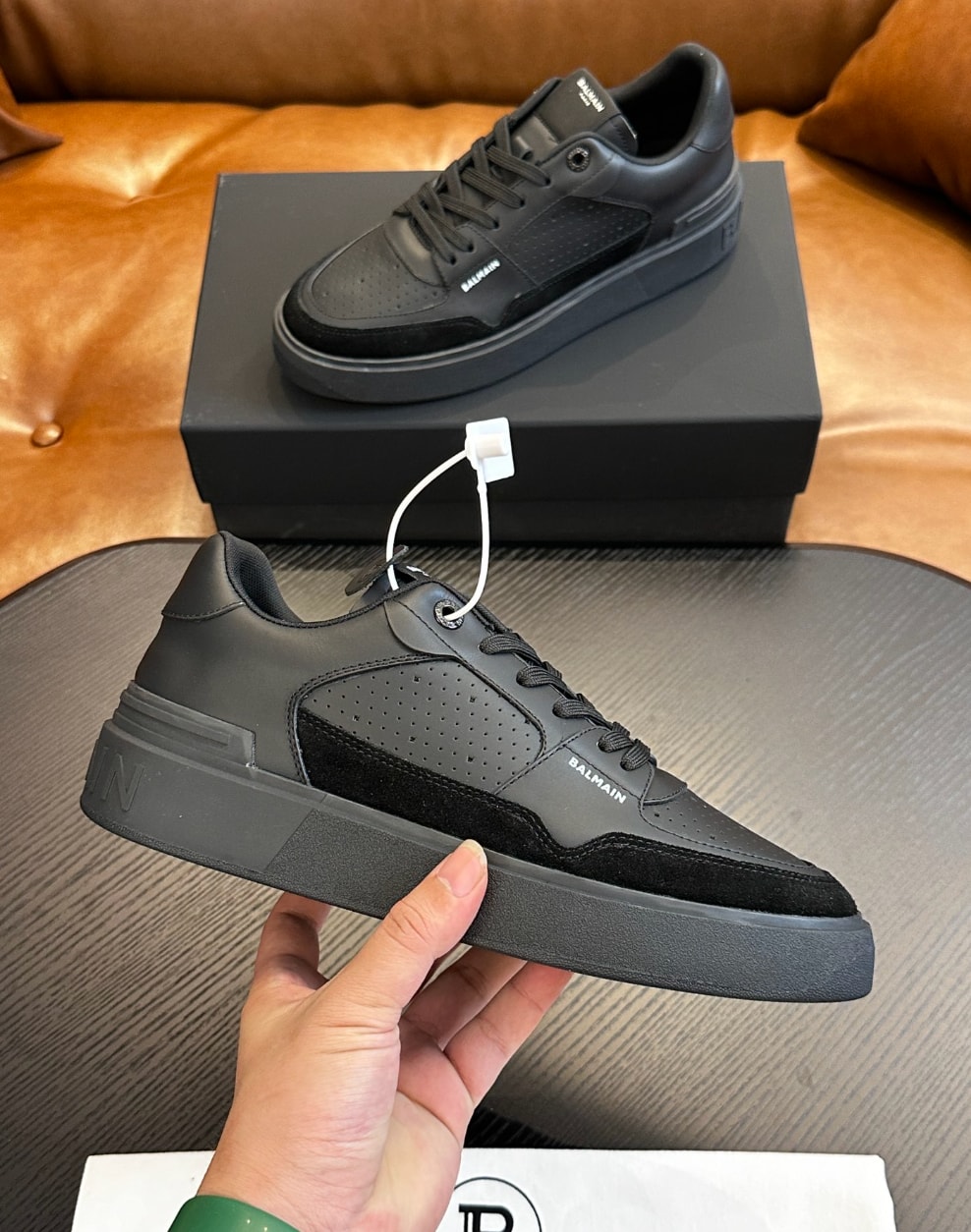 Balmain B-Ball Sneakers Black — vista principal