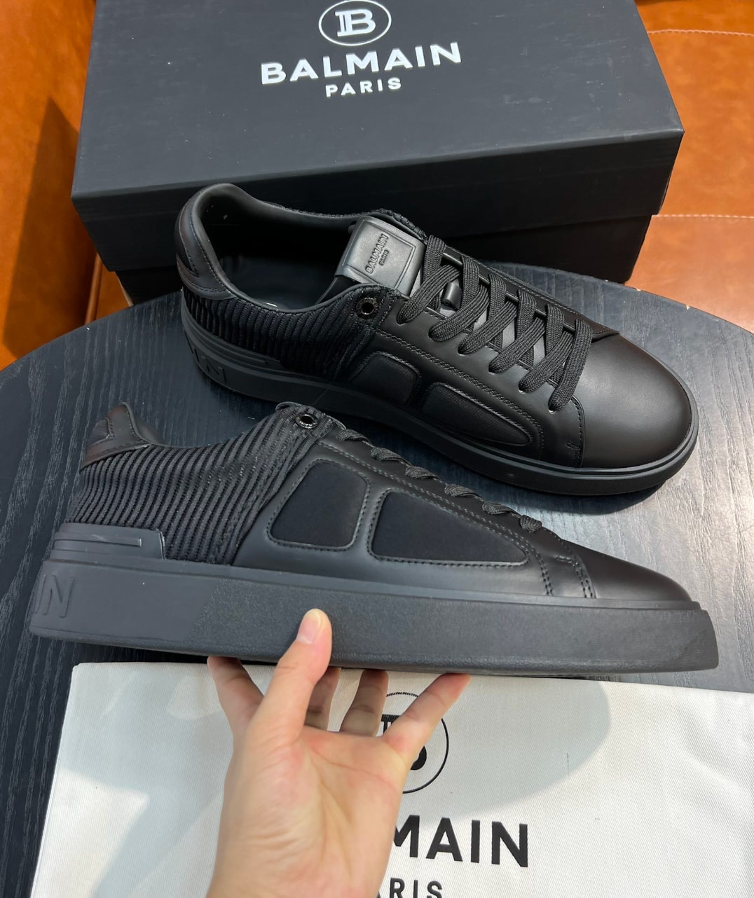 Balmain B-Court Panelled Sneakers Black — vista principal