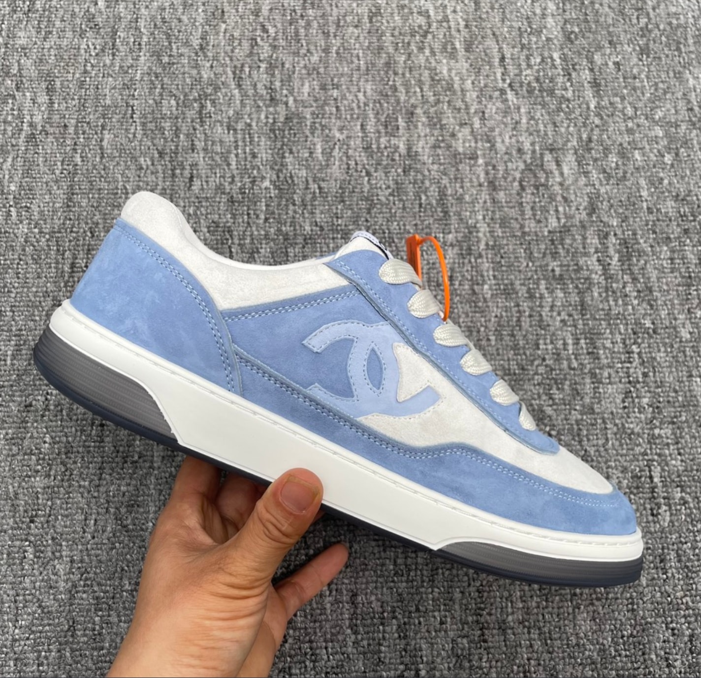 Chanel CC Low-Top Blue White — vista principal