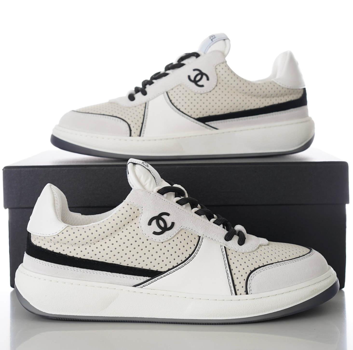 Chanel CC Low-Top White Black — vista principal