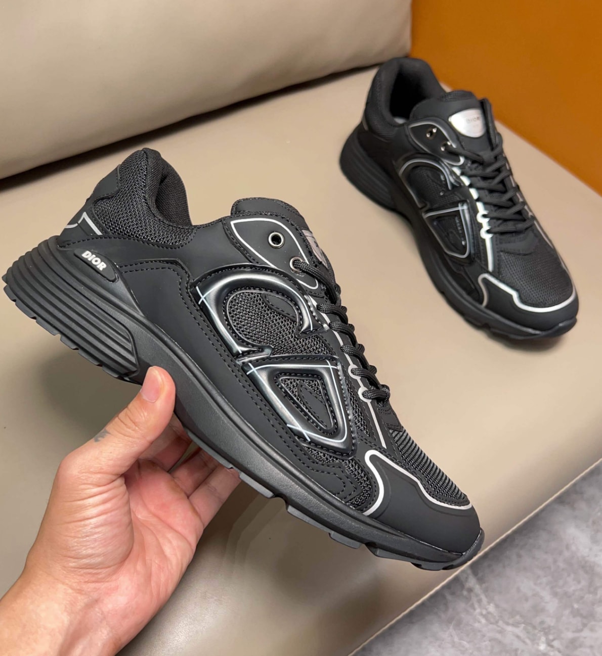 Dior B30 Black Reflective — vista principal