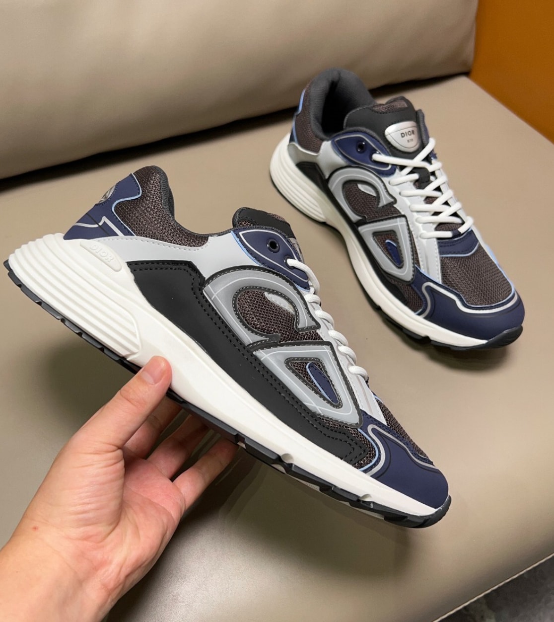Dior B30 Blue — vista principal