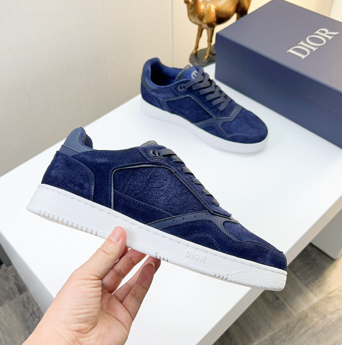 Dior B57 Navy Suede — vista principal