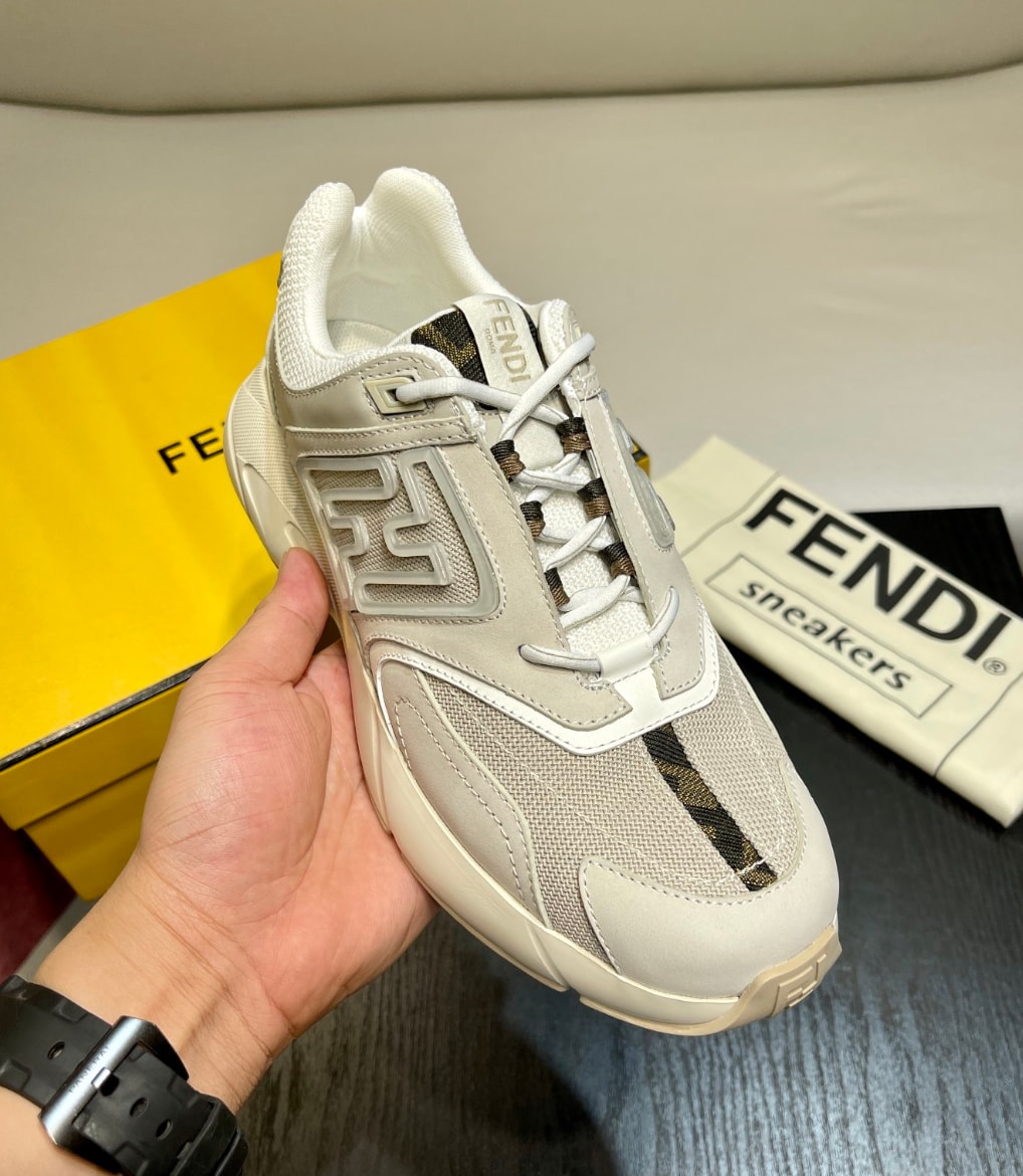 Fendi FF Panel Runner Cream — vista principal