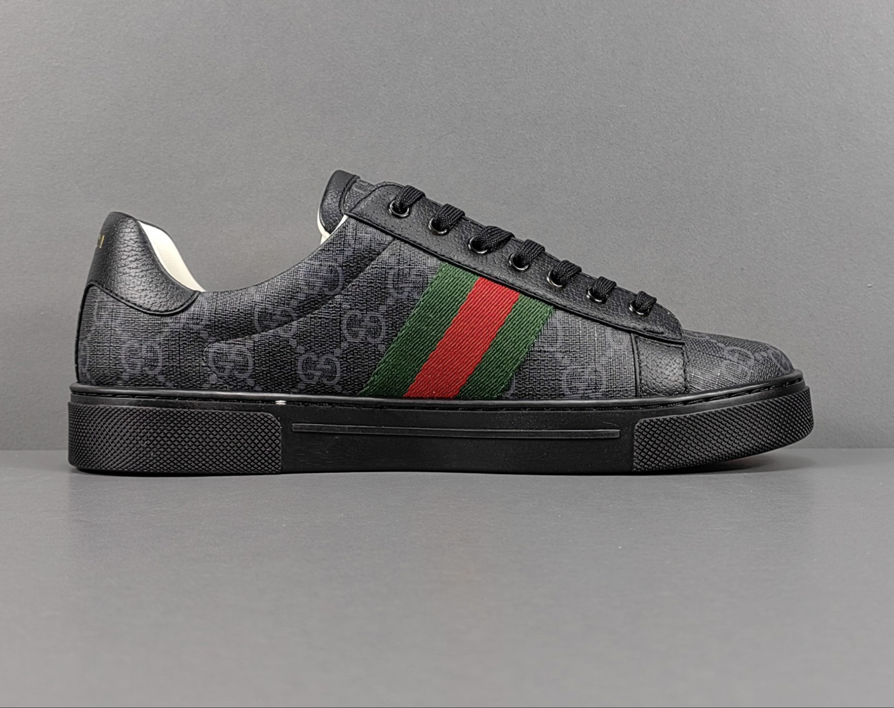 Gucci Ace GG Supreme Black — vista principal