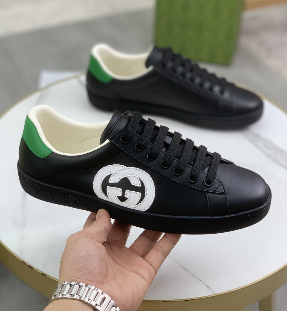 Gucci Interlocking G Black Leather — vista principal