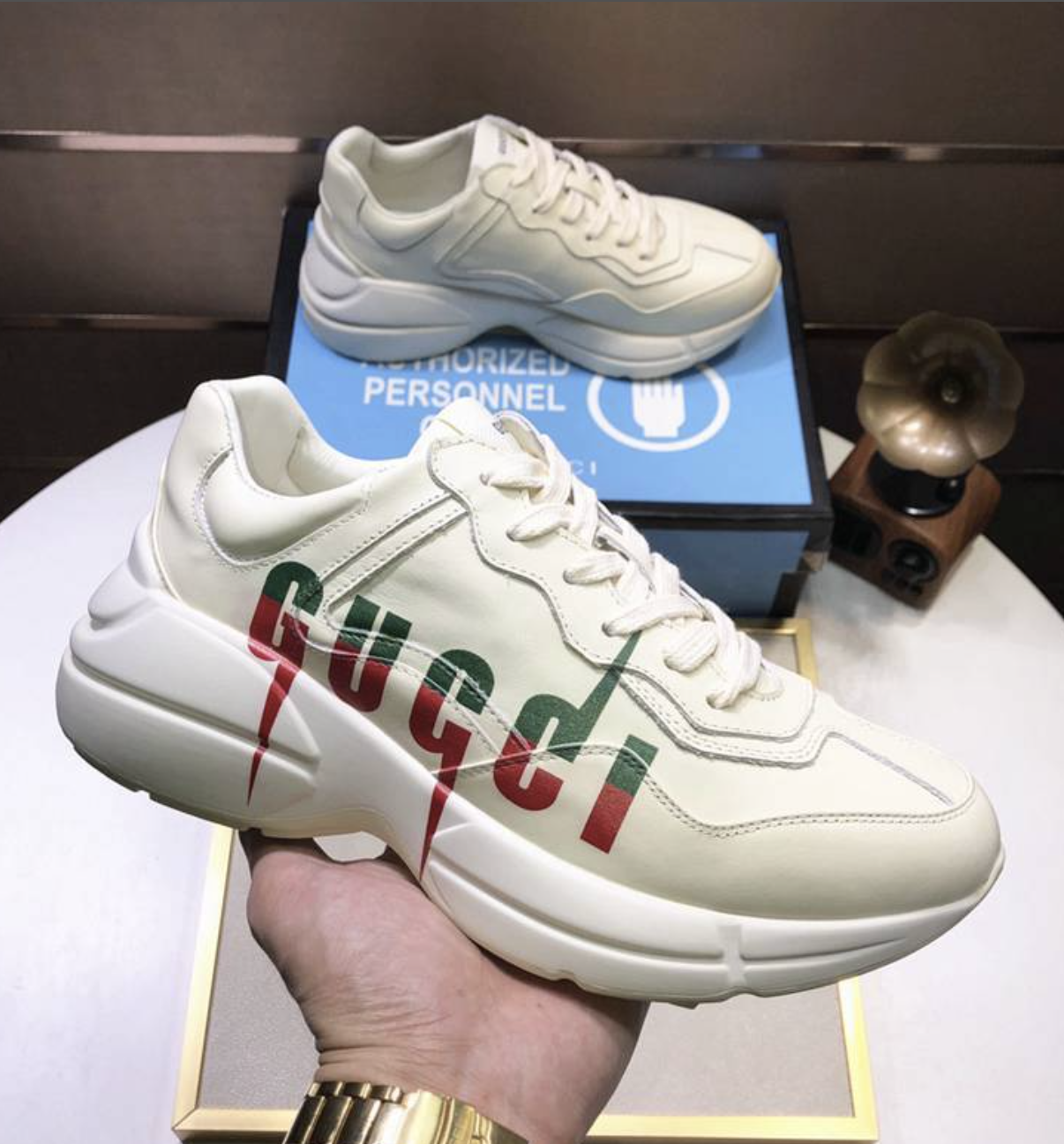 Gucci Rhyton Logo White Leather — vista principal