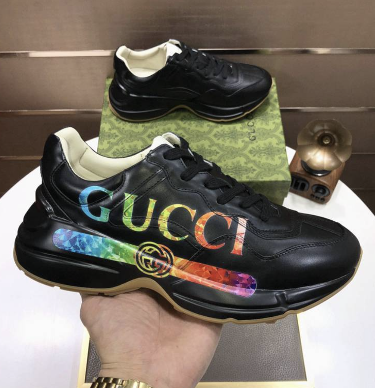 Gucci Rhyton Rainbow Logo Black Leather — vista principal