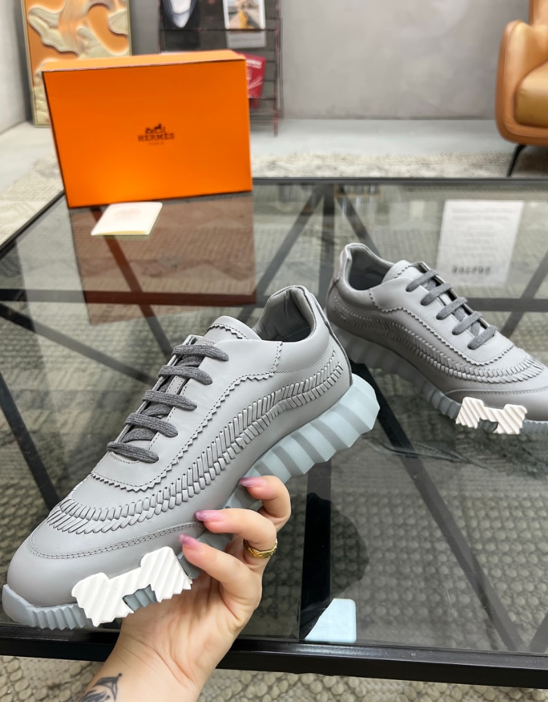 Hermès Whipstitch H Runner Grey — vista principal