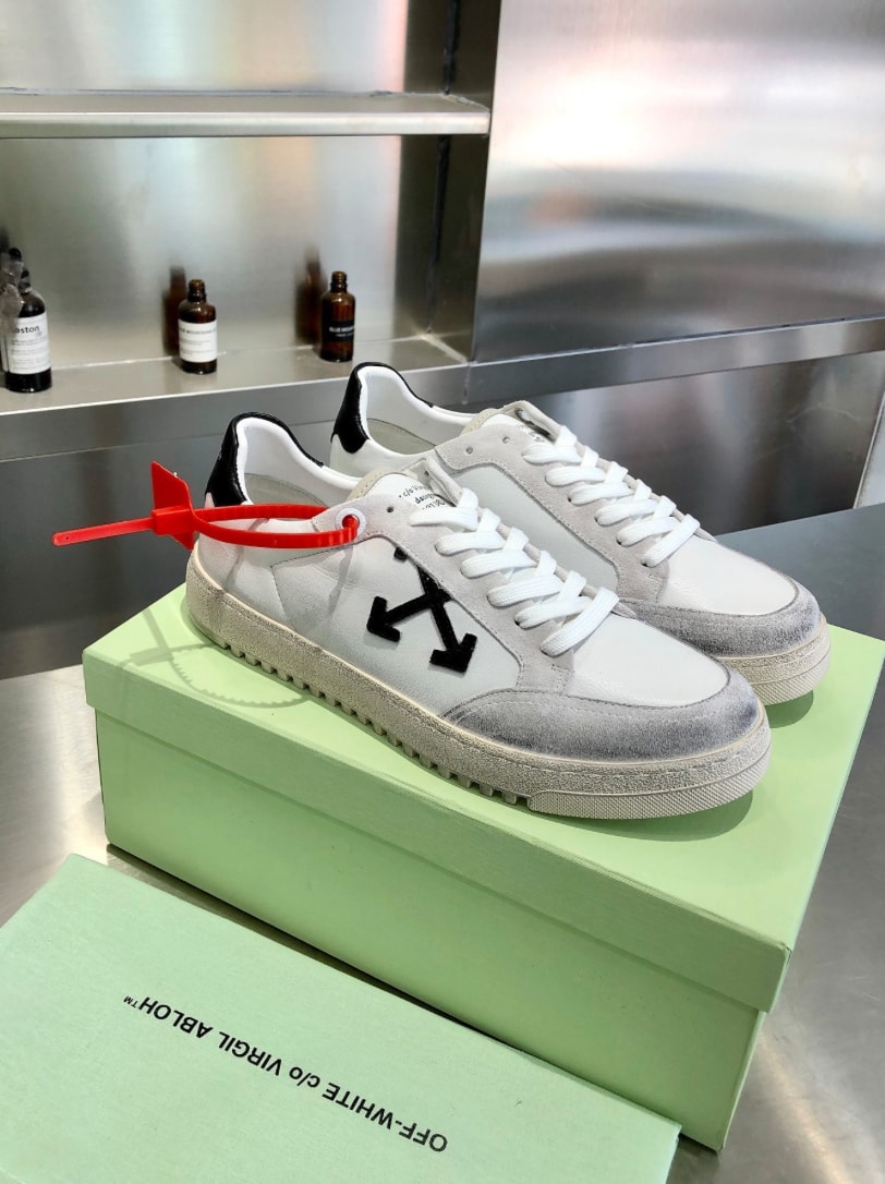 Off-White Low-Top Sneakers White / Grey Black Arrow — vista principal