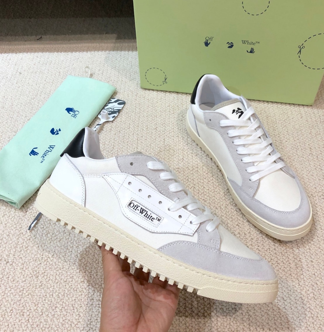 Off-White Off-Court 5.0 White / Grey — vista principal
