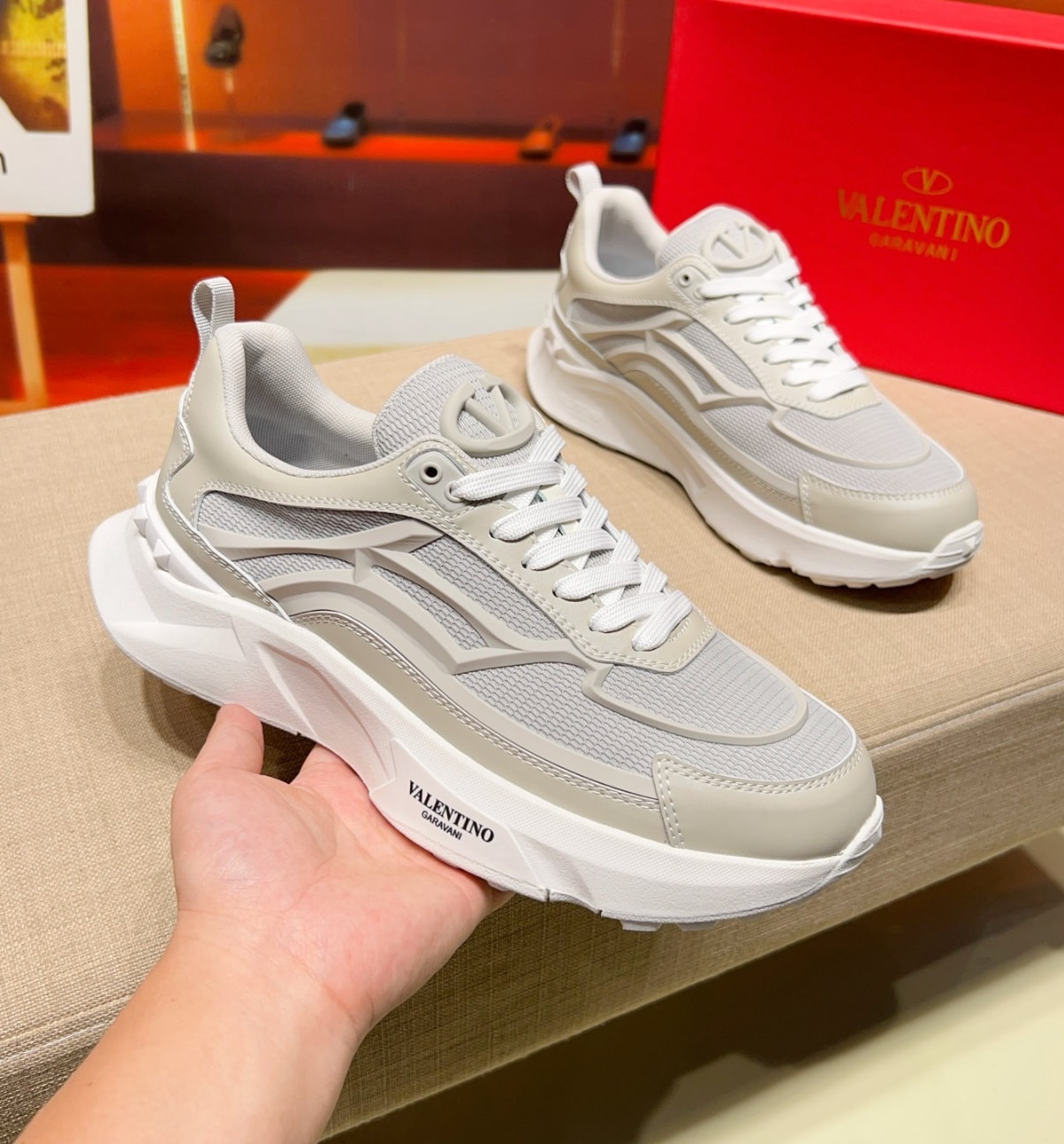 Valentino Mesh Chunky Runner Greige — vista principal