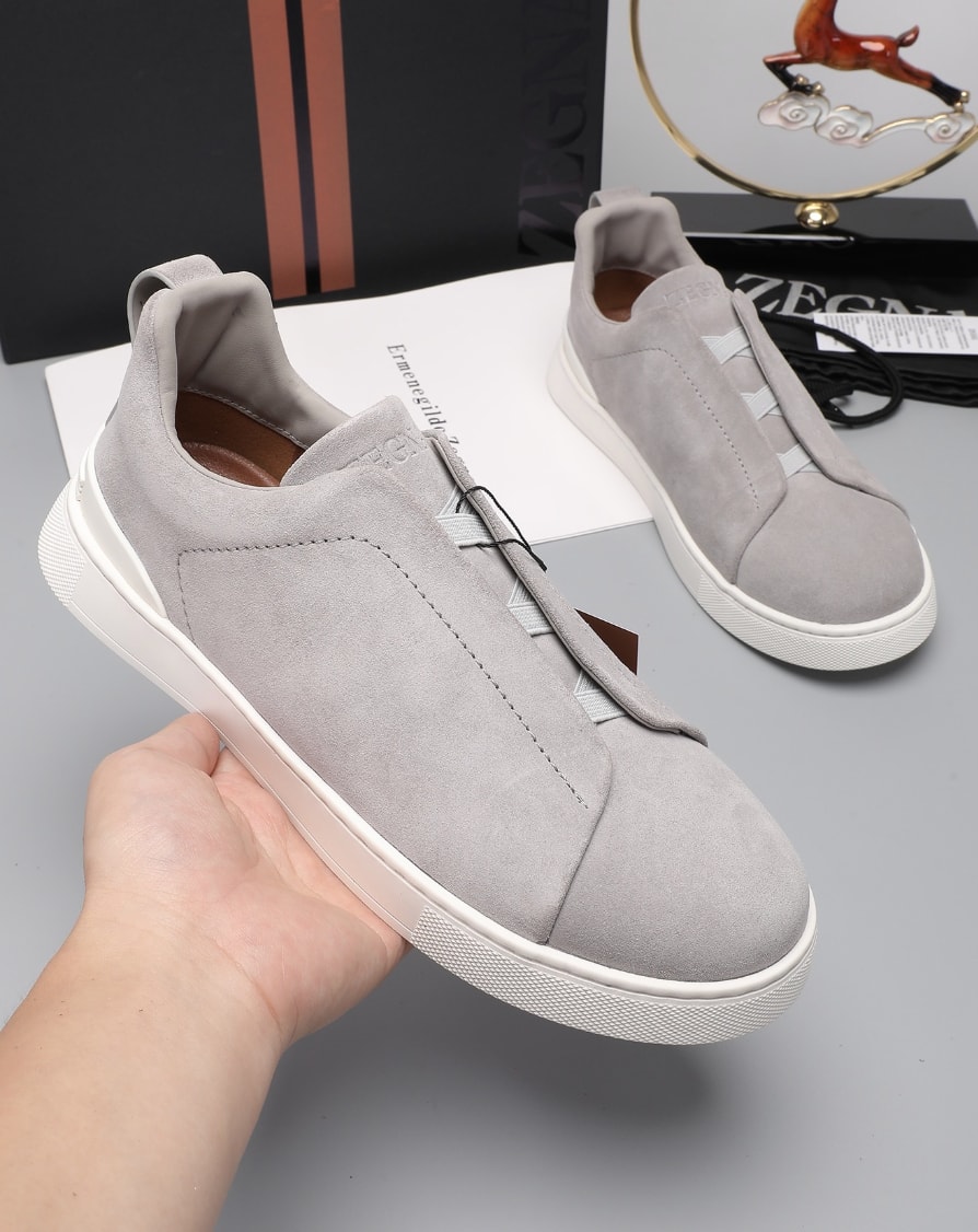 Zegna Triple Stitch Suede Sneakers Grey — vista principal