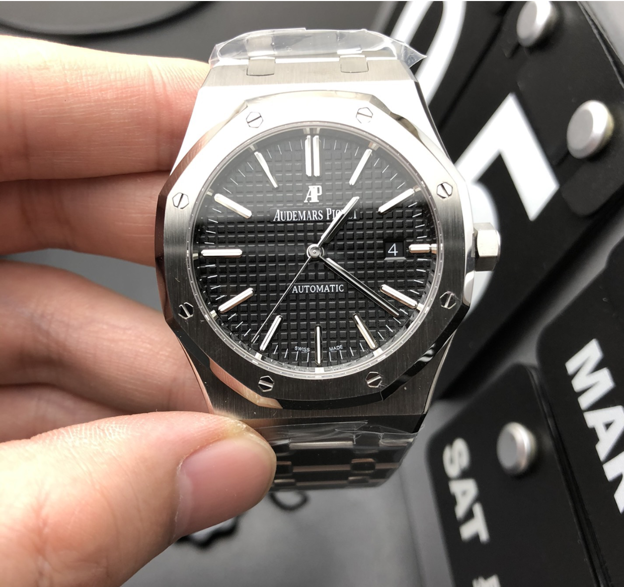 Audemars Piguet Royal Oak Black Dial 41mm — vista principal