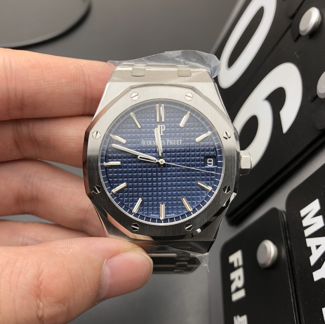 Audemars Piguet Royal Oak Blue Dial 41mm — vista principal