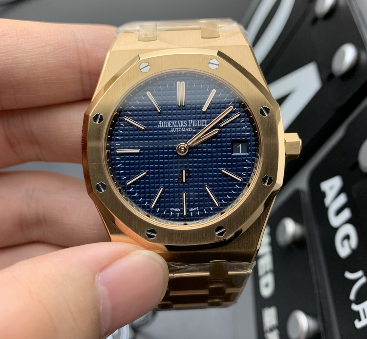Audemars Piguet Royal Oak Blue Dial Rose Gold 41mm — vista principal