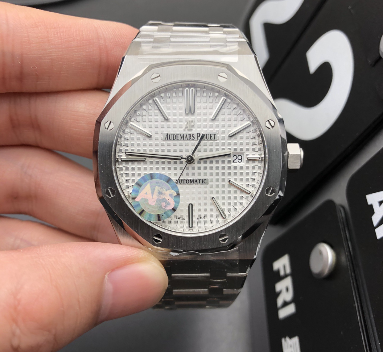 Audemars Piguet Royal Oak White Dial 41mm — vista principal