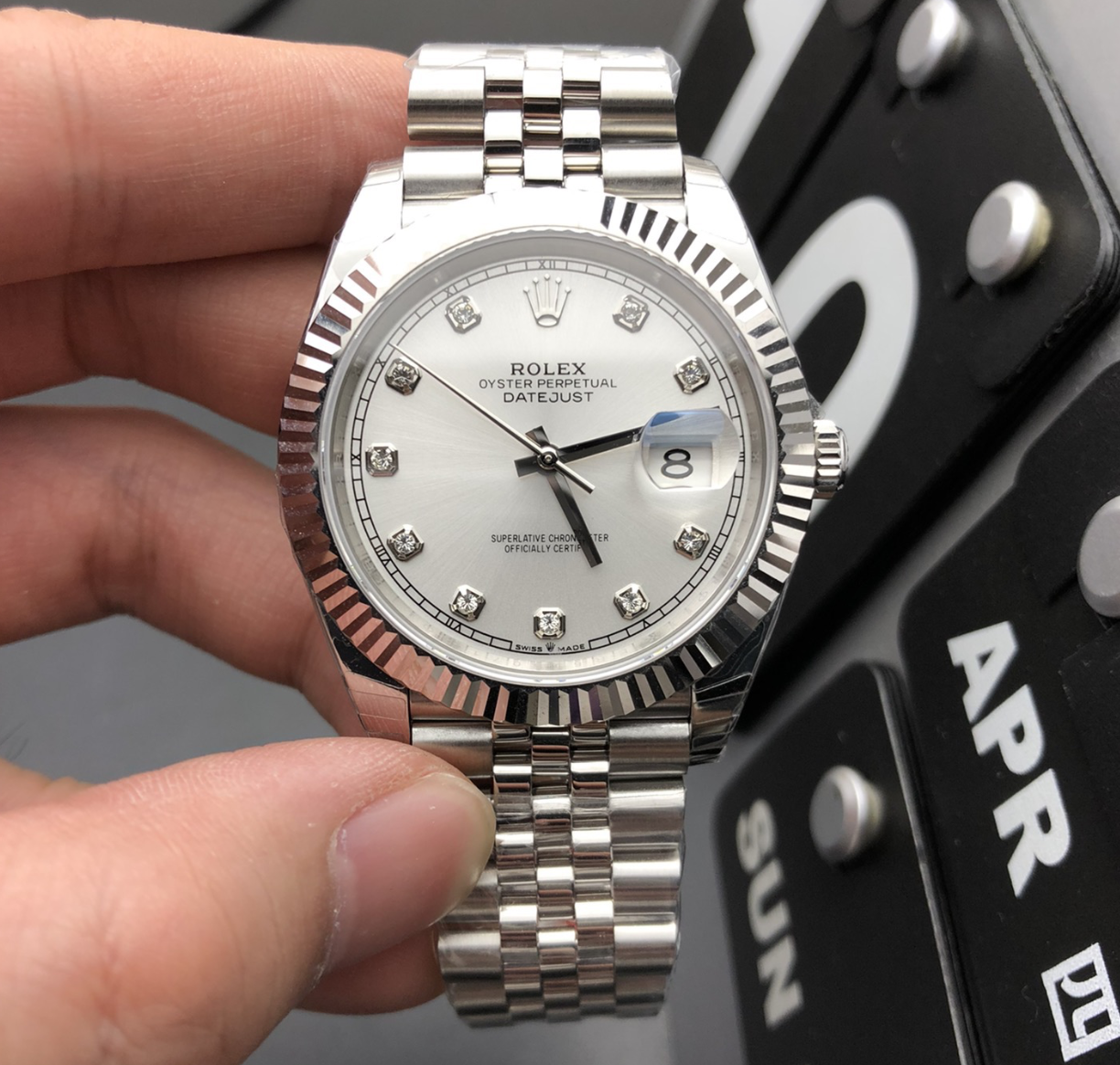 Rolex Datejust 41 Silver Diamond Dial Jubilee — vista principal