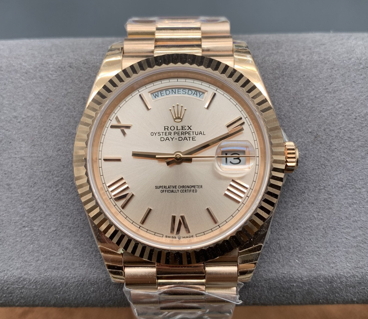 Rolex Day-Date Everose Roman — vista principal