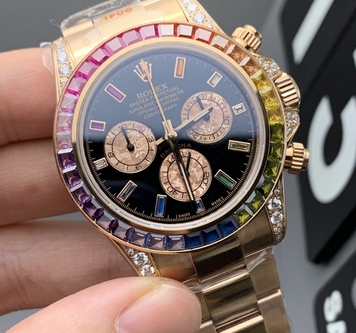 Rolex Daytona Rainbow Everose Black Dial — vista principal
