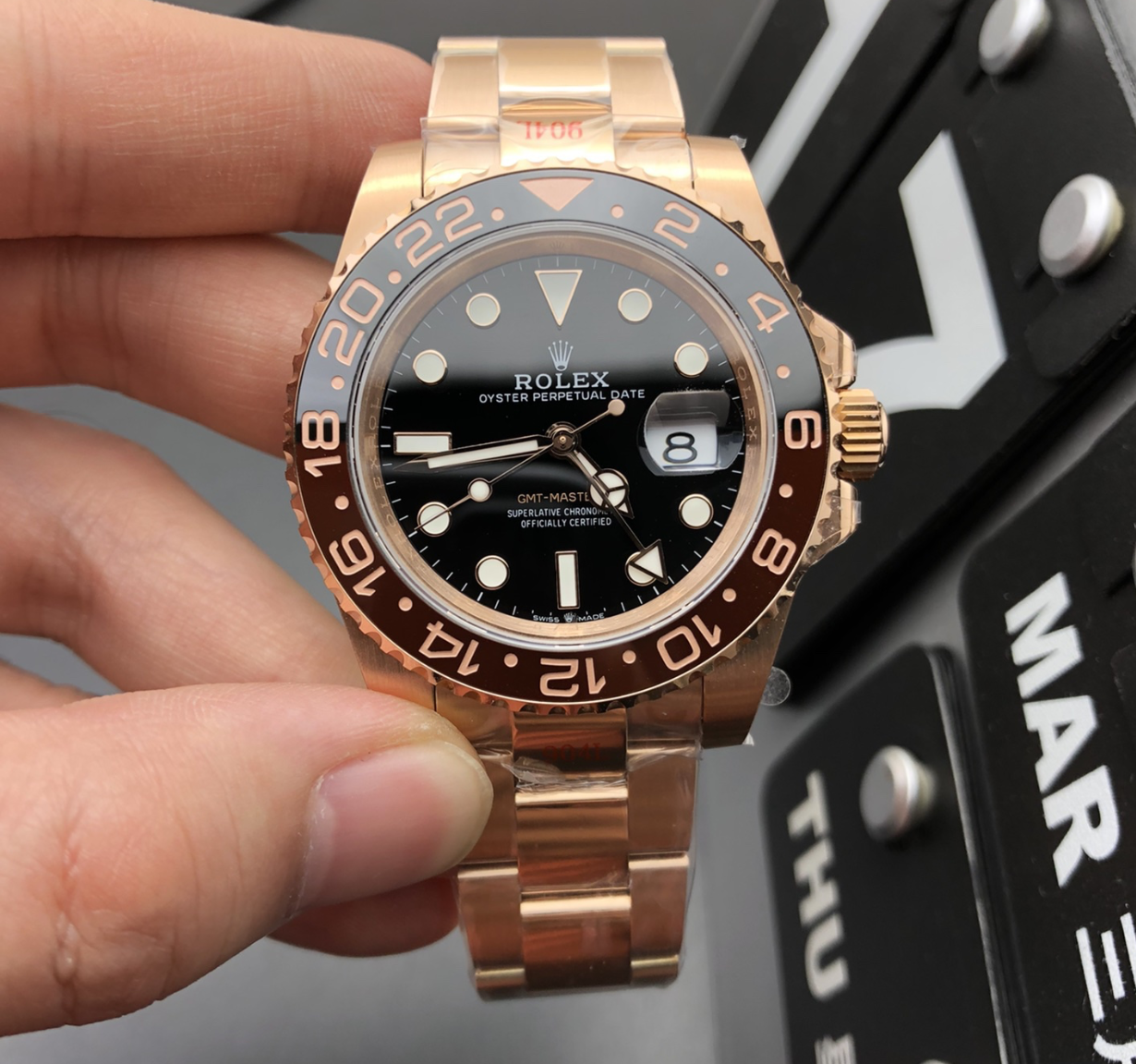 Rolex GMT-Master II Root Beer Everose — vista principal