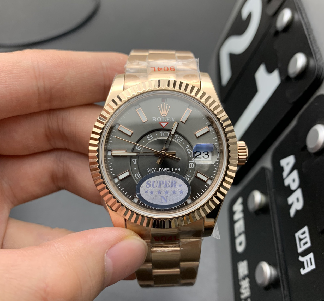 Rolex Sky-Dweller Everose Rhodium — vista principal