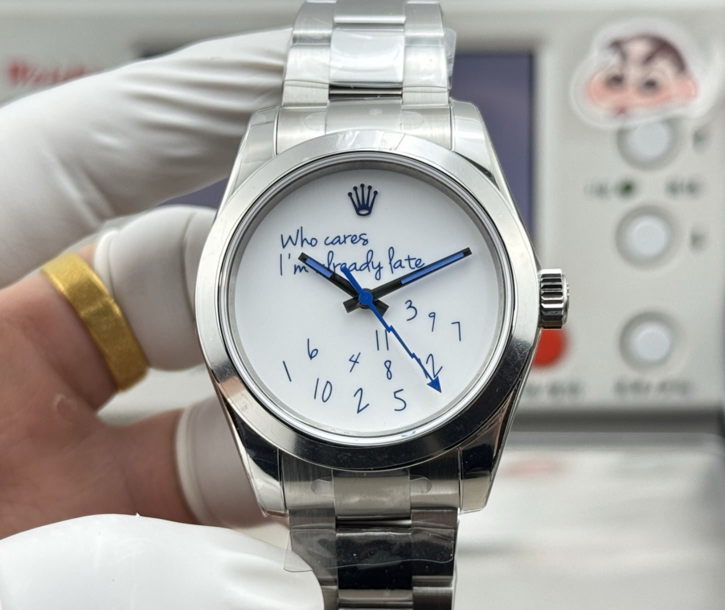 Rolex "Who Cares I'm Already Late" — vista principal