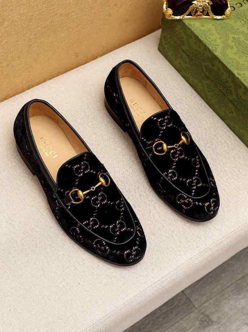 Gucci Velvet Horsebit Loafer Black — vista principal